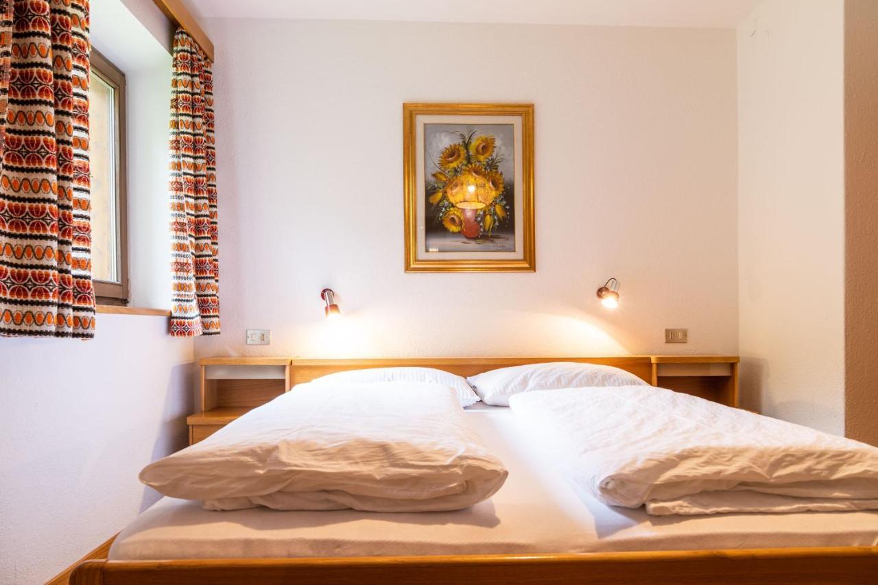 Garni Juri Bed & Breakfast La Villa  Exterior photo