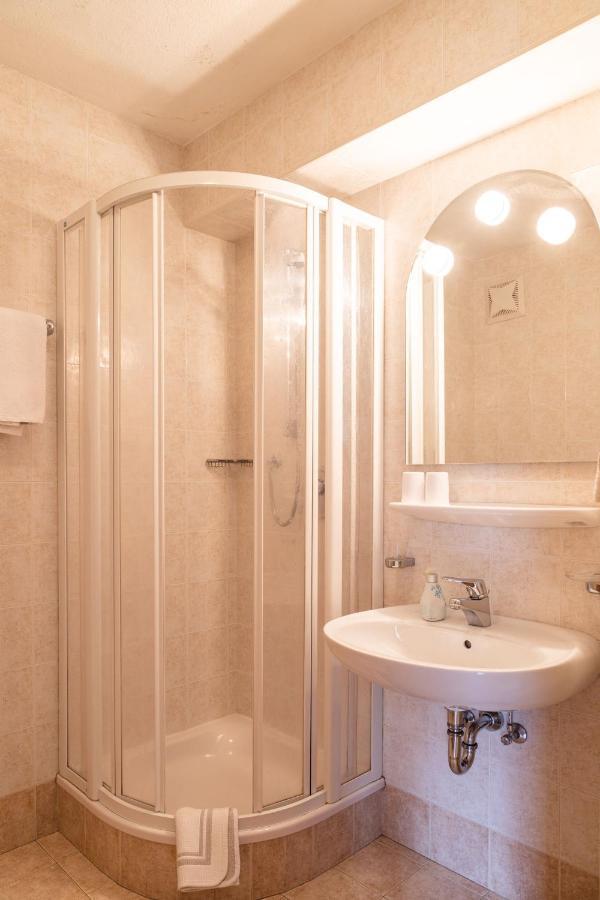 Garni Juri Bed & Breakfast La Villa  Exterior photo